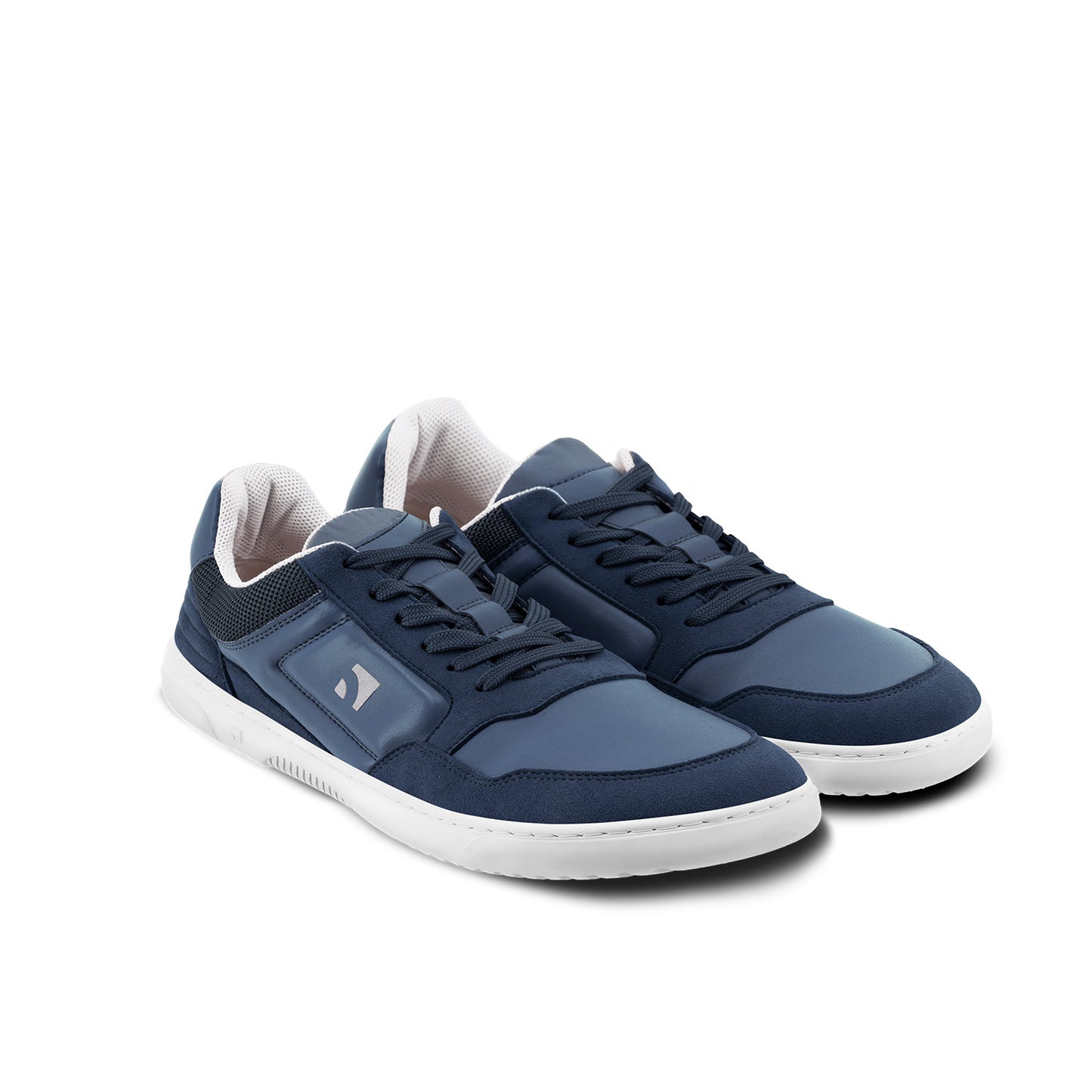 ["Lift your urban street style with Barebarics Axiom - featuring a padded design and stylish stitching for that classy casual look. Being incredibly comfortable and effortlessly combinable with various casual outfits, they can quickly become your go-to pair of barefoot sneakers."]